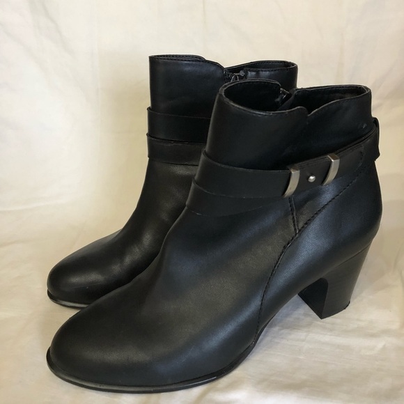 Giani Bernini Caiae Black Ankle Boot 8.5M - Picture 1 of 5